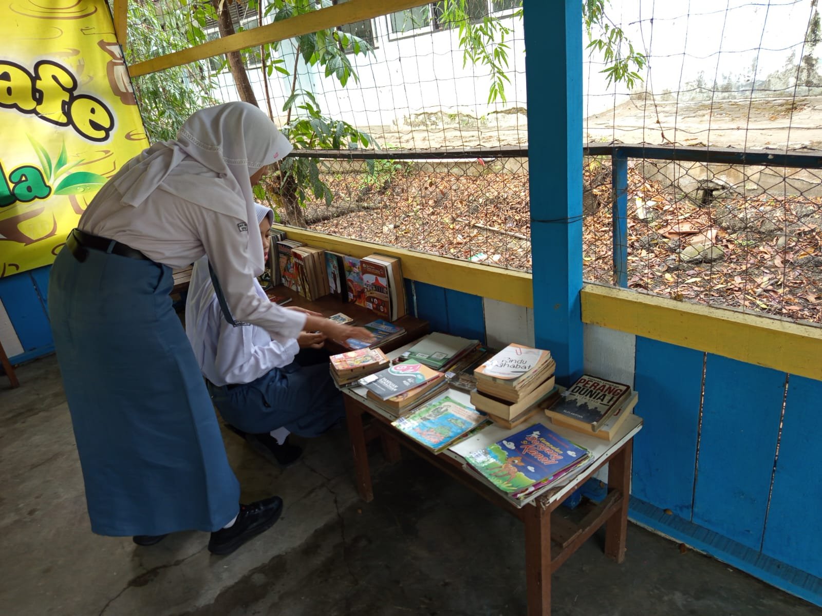 foto pojok baca literasi forest 2